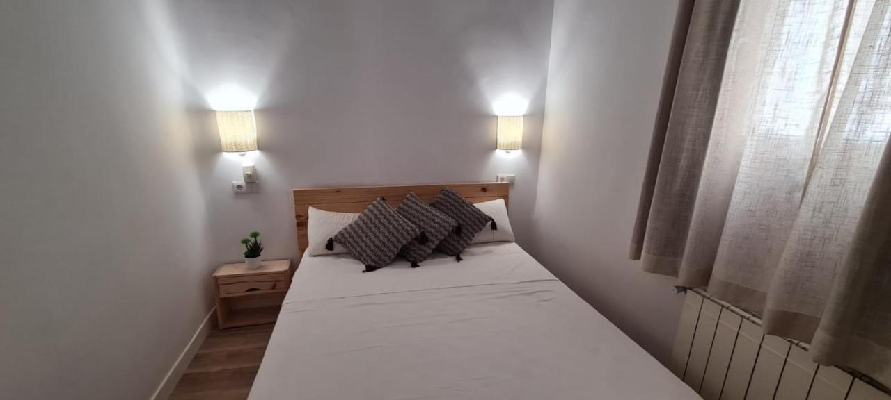 Hostal Andrea Sol Мадрид Экстерьер фото