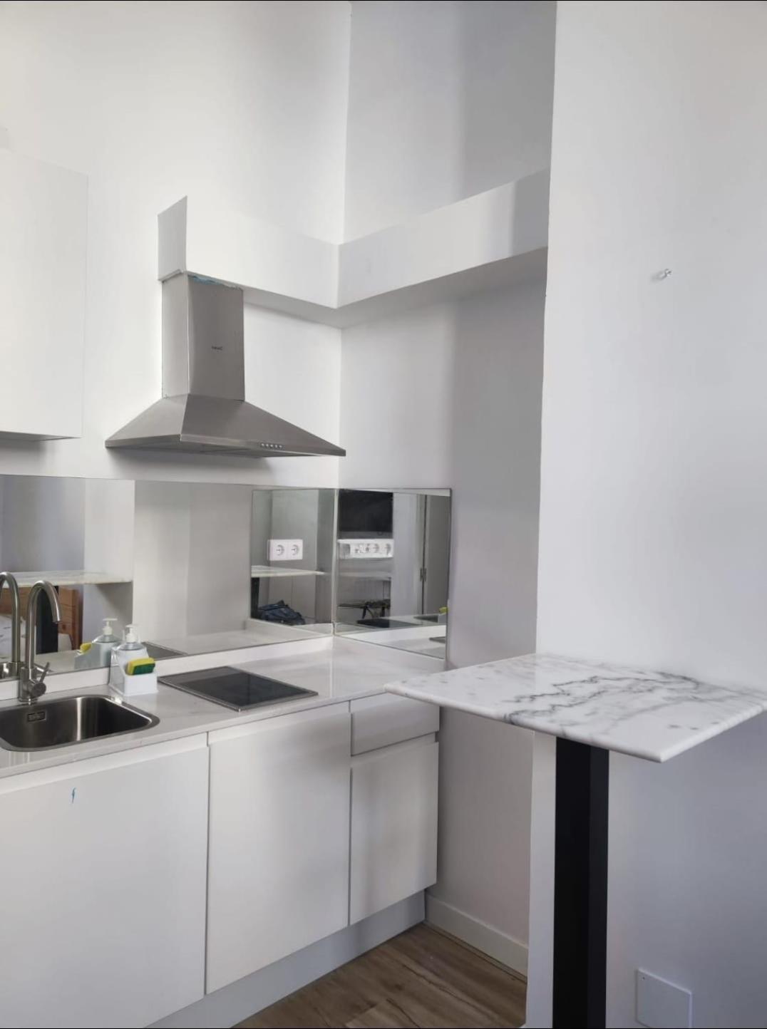 Hostal Andrea Sol Мадрид Экстерьер фото